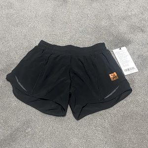 Lululemon Hotty Hot 4” Orangetheory Short size 6
